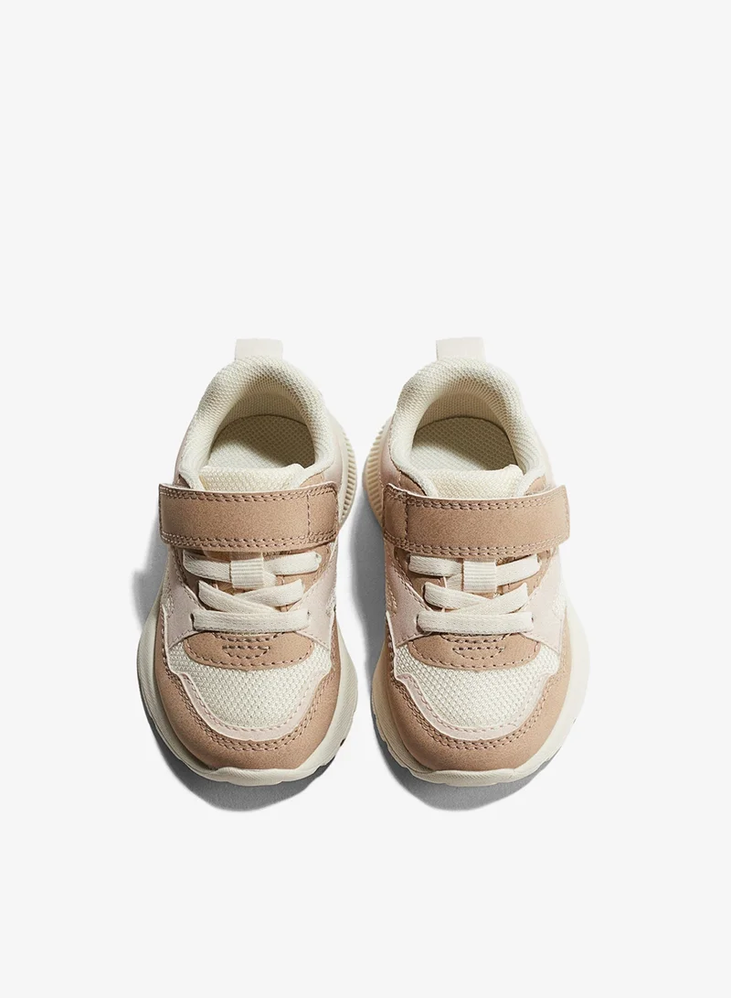 H&M Mesh trainers