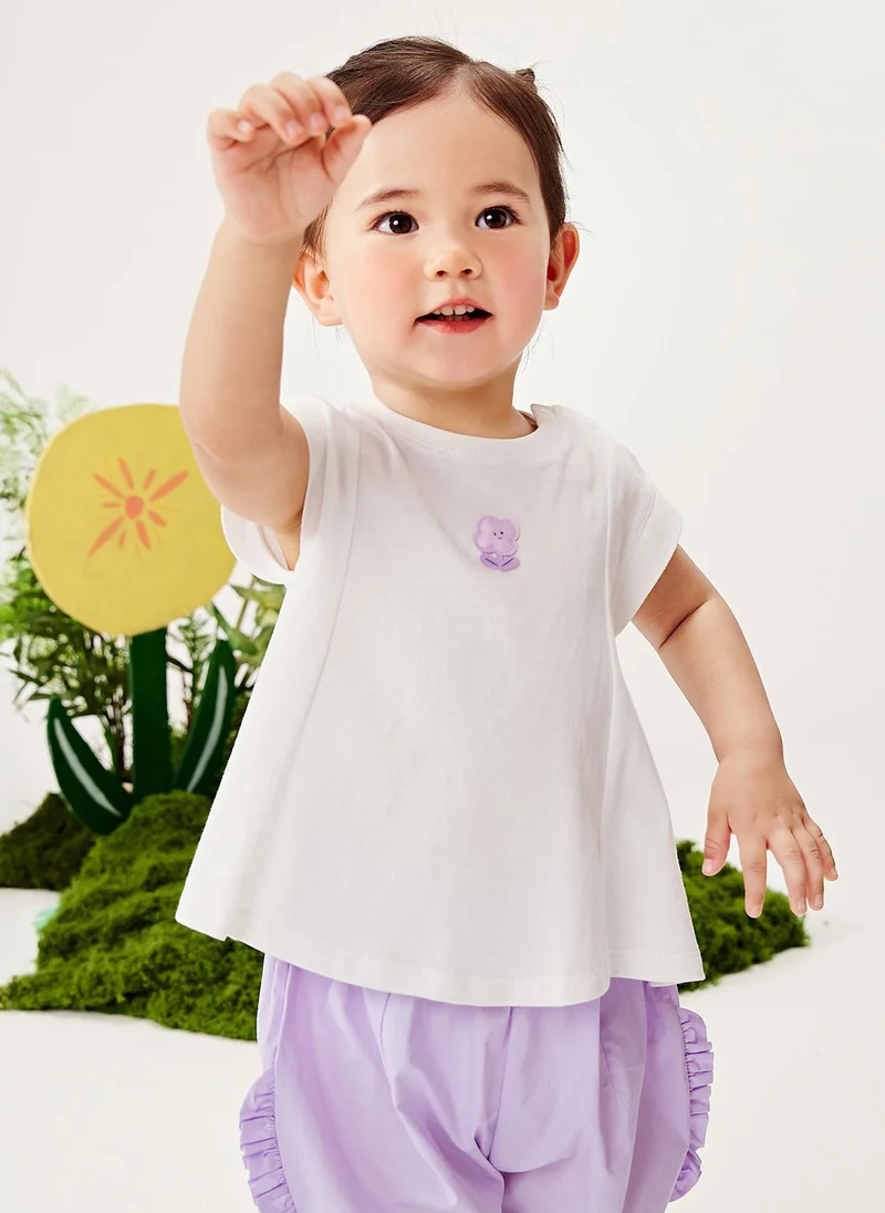 mini bala Girls' Kids Adorable Cap Sleeve Vest, Ultra-Soft Breathable Fabric, Cute Appliqué Detail, Round Neck, Side Snap Buttons for Easy Dressing, Perfect for Daily Wear, Playtime and Casual Outings Children's Vest