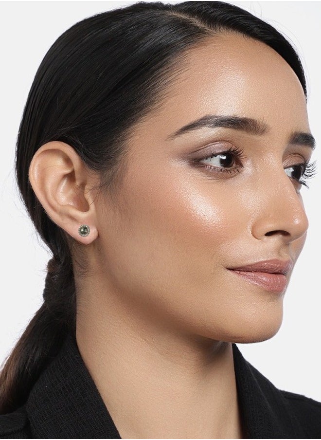 Just Peachy Just Peachy Set of 3 Gold-Plated Geometric Stud Earrings ? Stylish and Modern Jewelry ? Includes Triangle, Square, and Circle Designs ? High-Quality Gold Finish ? Hypoallergenic and Comfortable  - Image 2