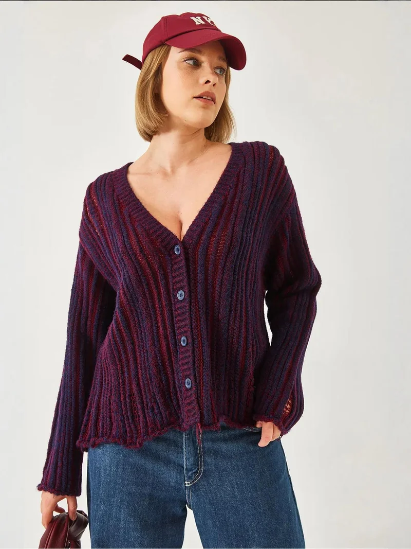 Bianco Lucci LUCCI Striped Ribbed Knit Cardigan with V-neck