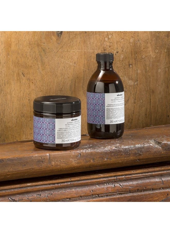 Davines Alchemic Conditioner Silver, 8.80 Oz, 250 ml - Image 3
