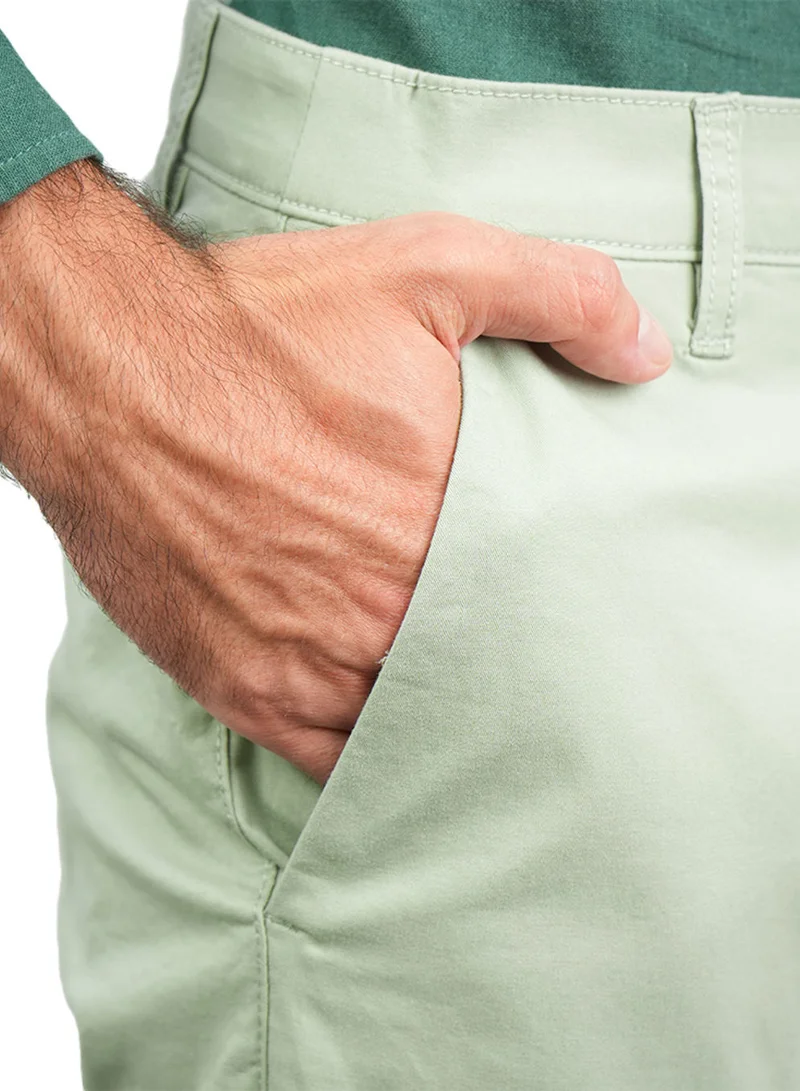 GIORDANO  Men’s Slim Tapered Stretch Twill Khakis with Elastic Waist for Men | Best Price UAE