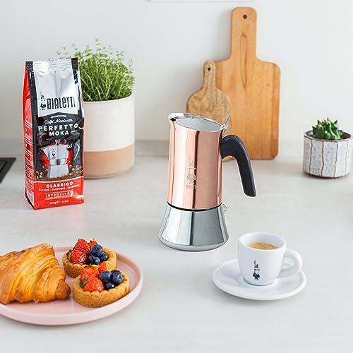 BIALeTTI بيالتي - فينوس الجديدة للحث، صانعة القهوة على الموقد، مناسبة لجميع أنواع المواقد، ستيل 18/10، 4 أكواب (5.7 أونصة)، ألمنيوم، نحاس - Image 4