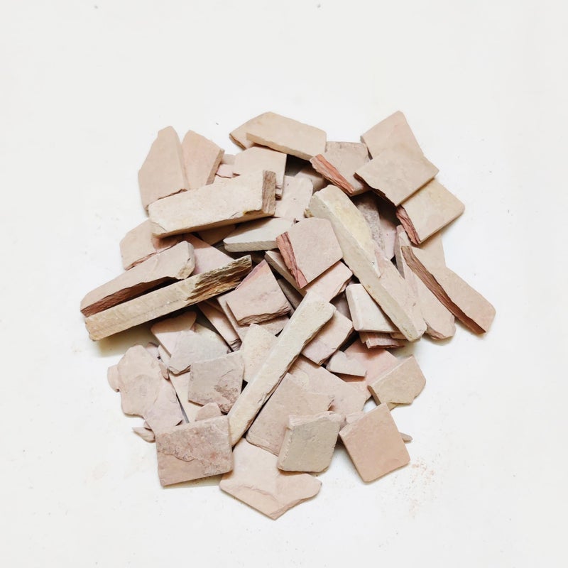 NAMAN ENTERPRISES NAMAN ENTERPRISES Slate pencil broken 1KG Red slate broken tukda  - Image 1