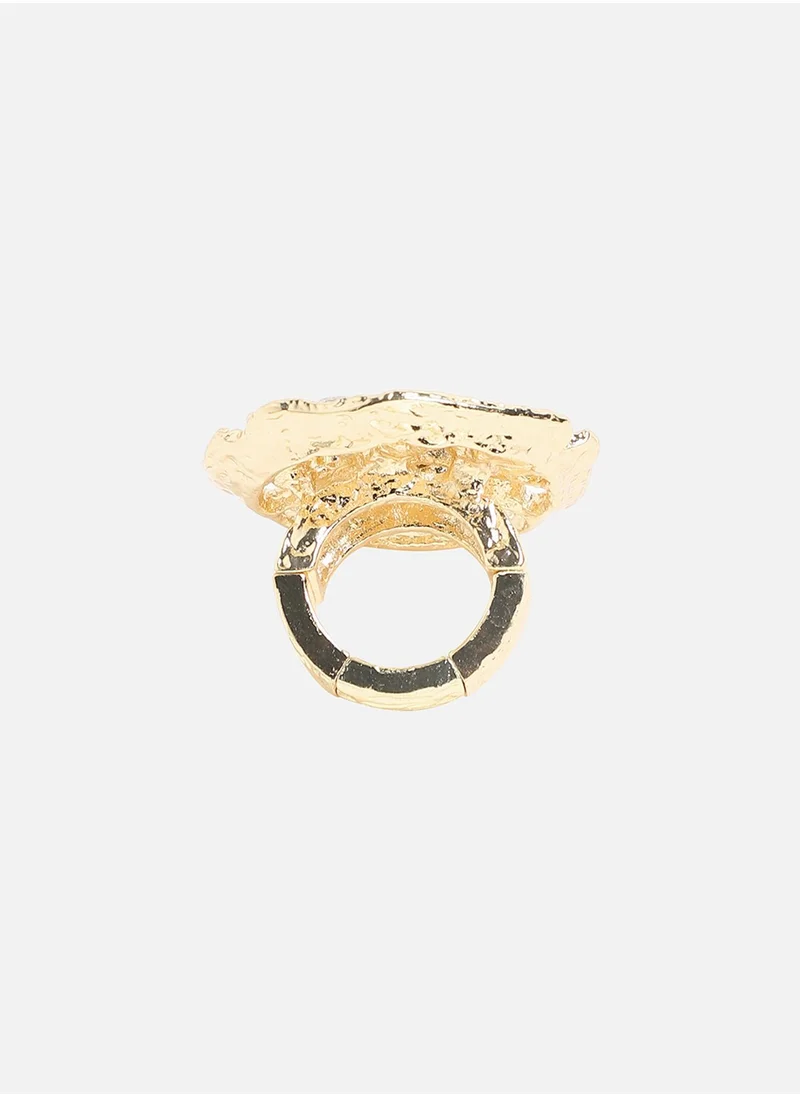 SOHI Crystal Vines Statement Ring