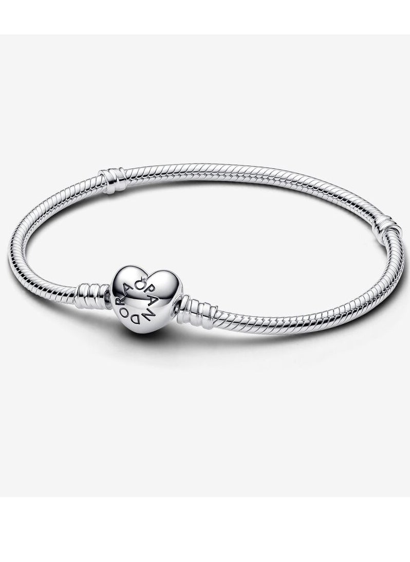 Pandora Moments Silver Bracelet for Women with Heart-shaped Clasp 590719 - pzsku/Z1B543A1A1CAE3A3D8F92Z/45/_/1719482233/e6236f53-7fff-4e3f-bf03-8c1556071a85