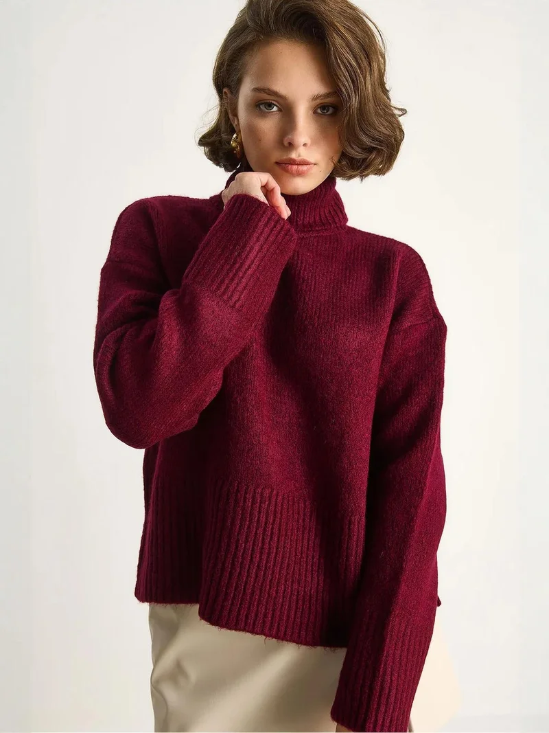 Bianco Lucci LUCCI Oversized Knit Turtleneck Sweater