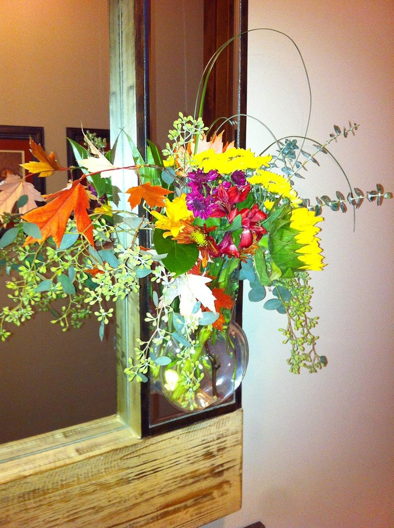 Gadjit Gadjit Vinyl Window Vase Bulb Style  Suctions to Windows and Mirrors Holds Bouquet of Flower Stems Greenery and Water Clear Flexible Vinyl  - Image 5