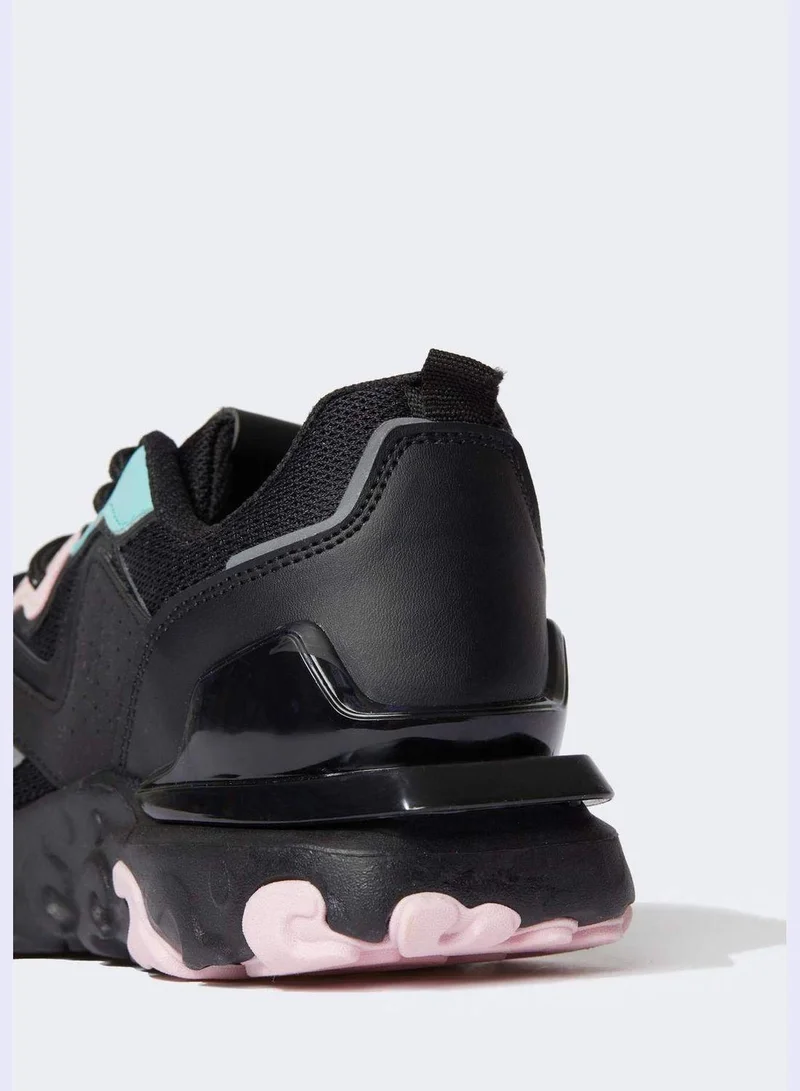 ديفاكتو Faux Leather Colour Block Lace Up Trainers
