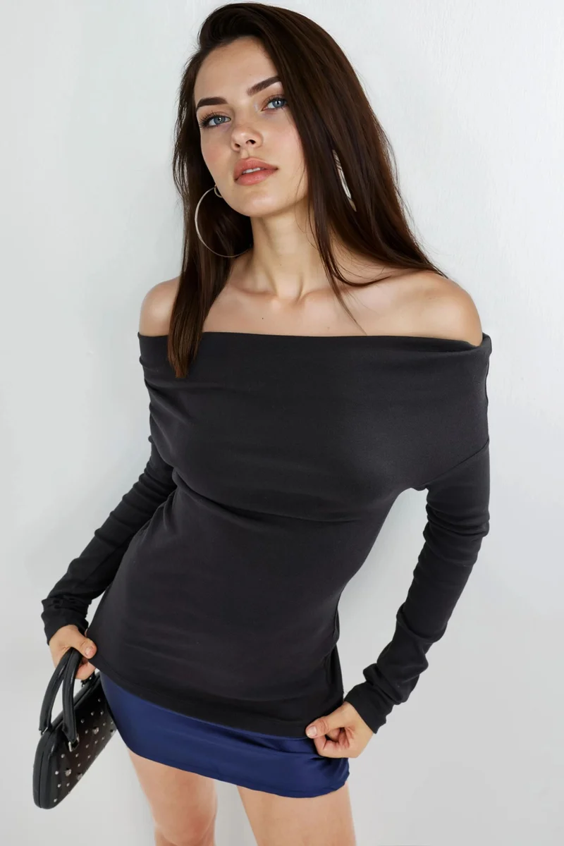 BUSEM Boat Neck Fitted Blouse