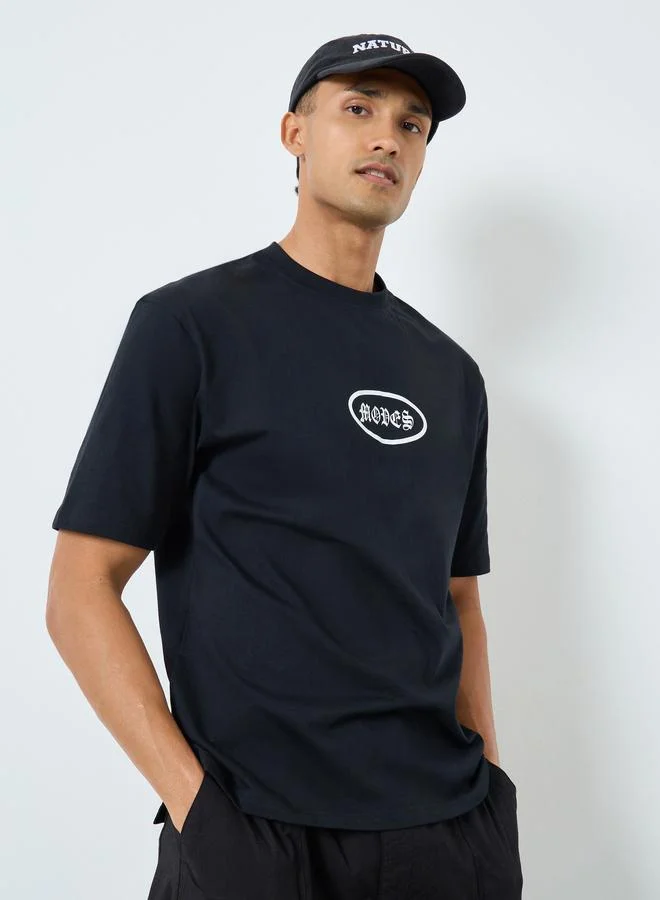 Styli Men Black Oversized Graphic Print T-Shirt