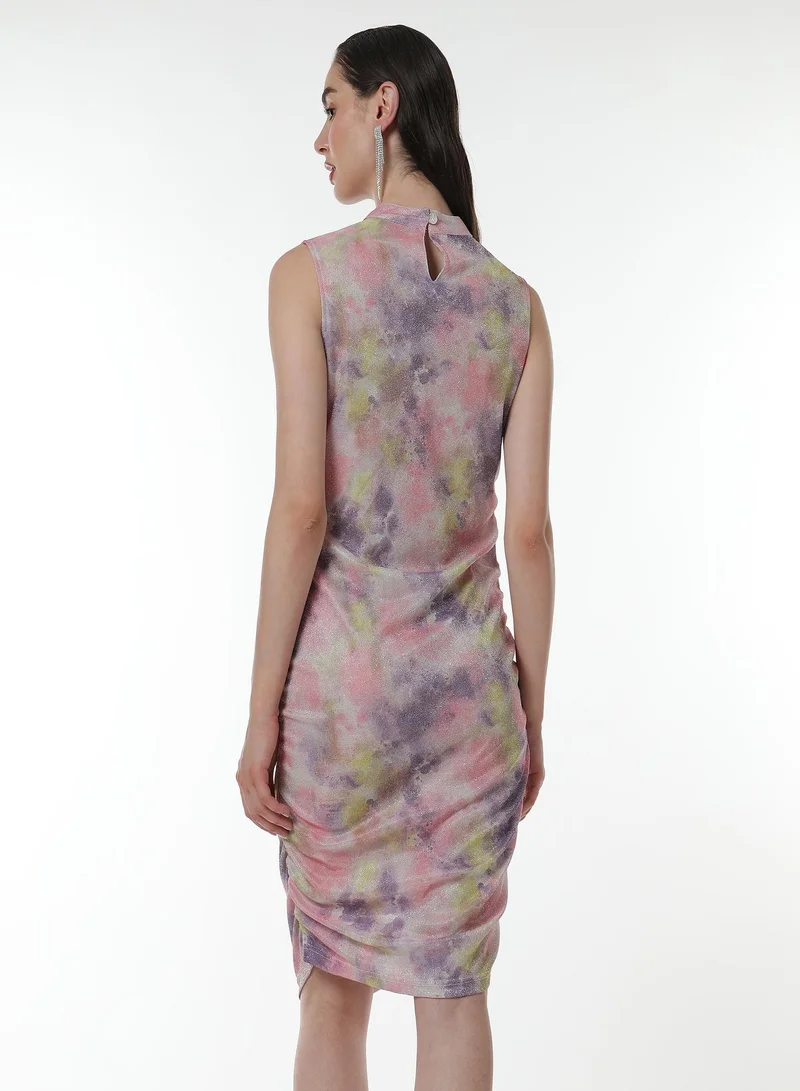 Pinacolada  Women's Multicolour Shimmer Stain Dress | فستان نسائي | بدون أكمام | مطبوع | طول قصير/حتى الركبة | كاجوال ويومي | رقبة عالية for Women | Best Price UAE