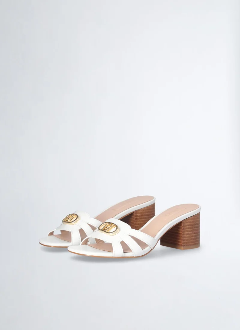 ليو جو صندل جلدي بكعب عريض