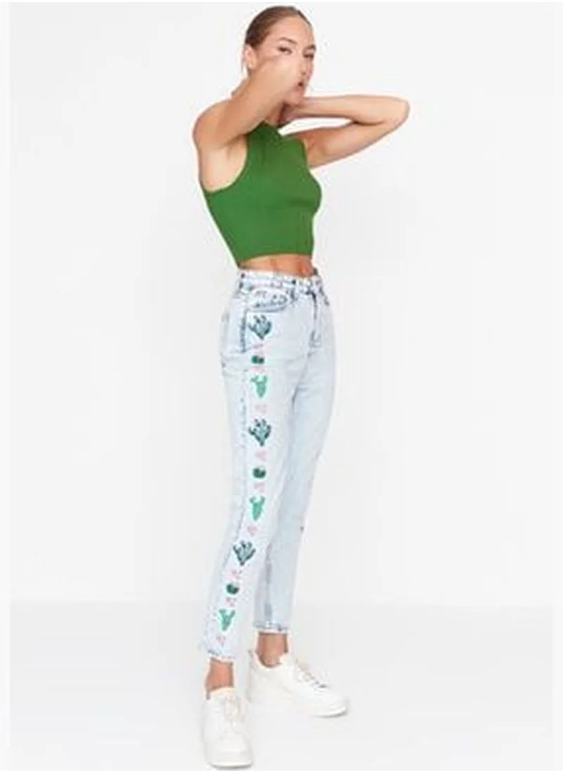 trendyol Blue Embroidery Detailed High Waist Mom Jeans