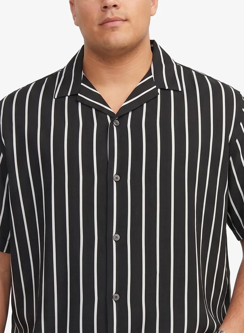 JACK & JONES  Plus Size Striped Short Sleeve Shirt for Men | Best Price UAE