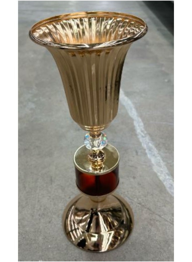 Gulf Flowers Metal Vase  Contemporary metal design, versatile and chic for any setting  - Image 2