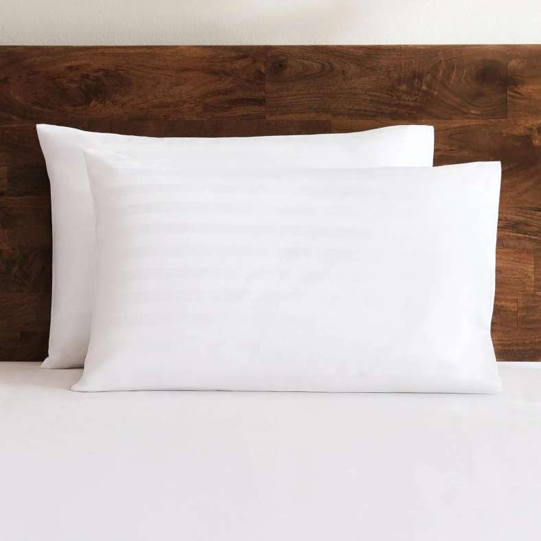 Pan Home طقم أغطية وسائد تيفاني 2 قطعة 50x75 سم - أبيض - Image 1