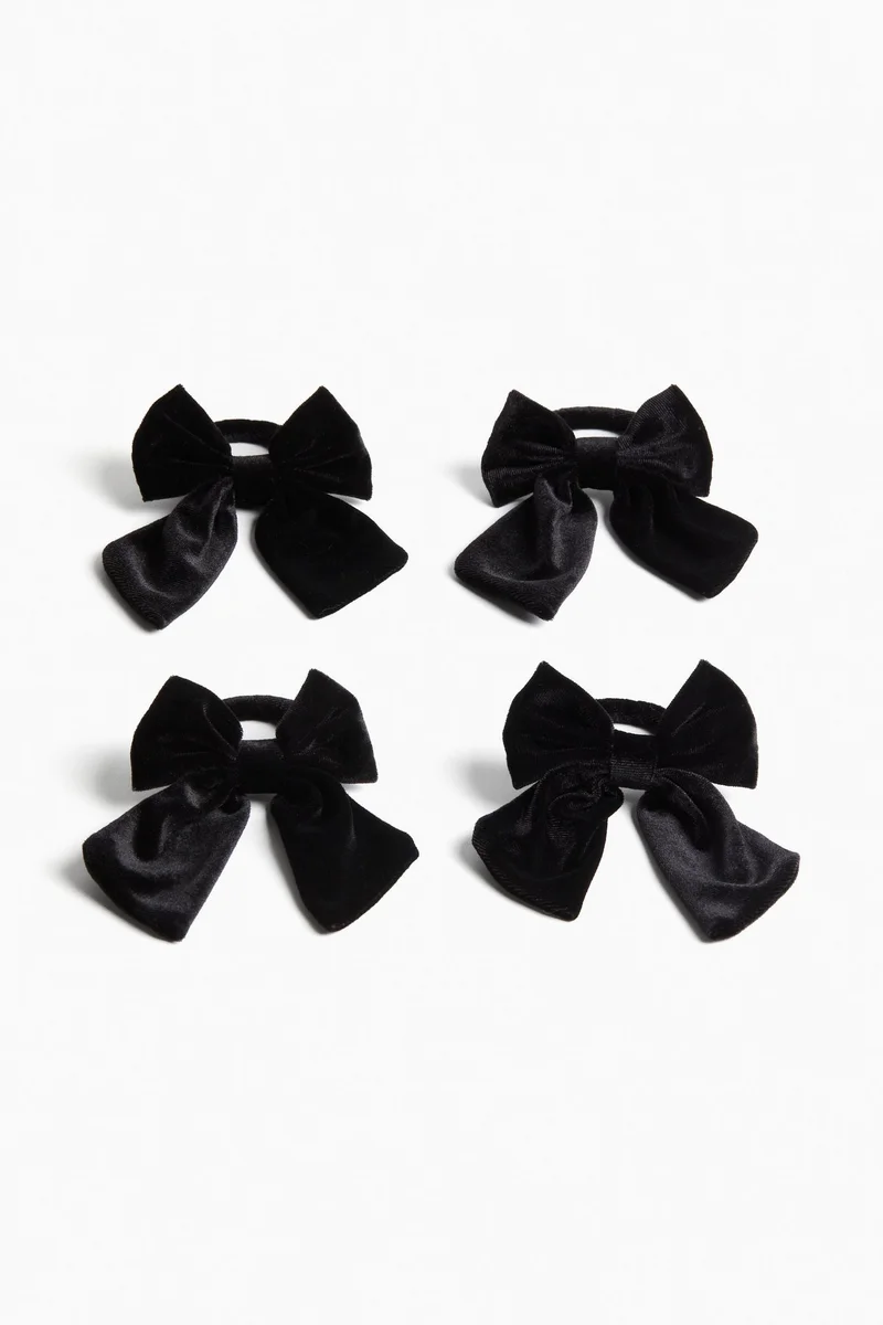 H&M 4-pack velvet napkin rings