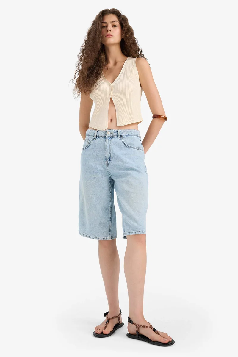 ديفاكتو Slim Fit V-Neck Vest