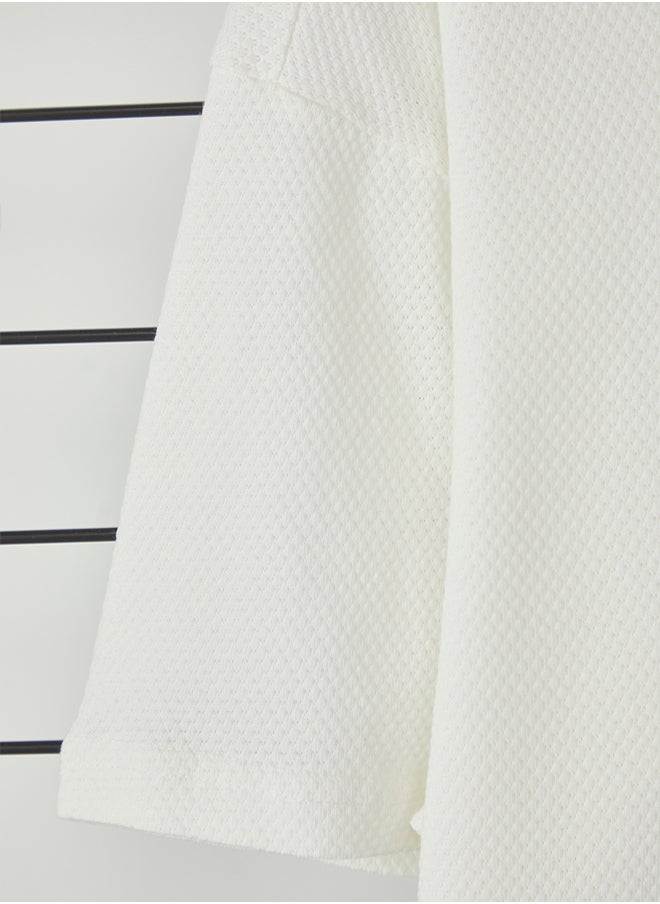 trendyol Ecru Oversize/Wide Cut 100% Cotton Labeled T-Shirt  - Image 4