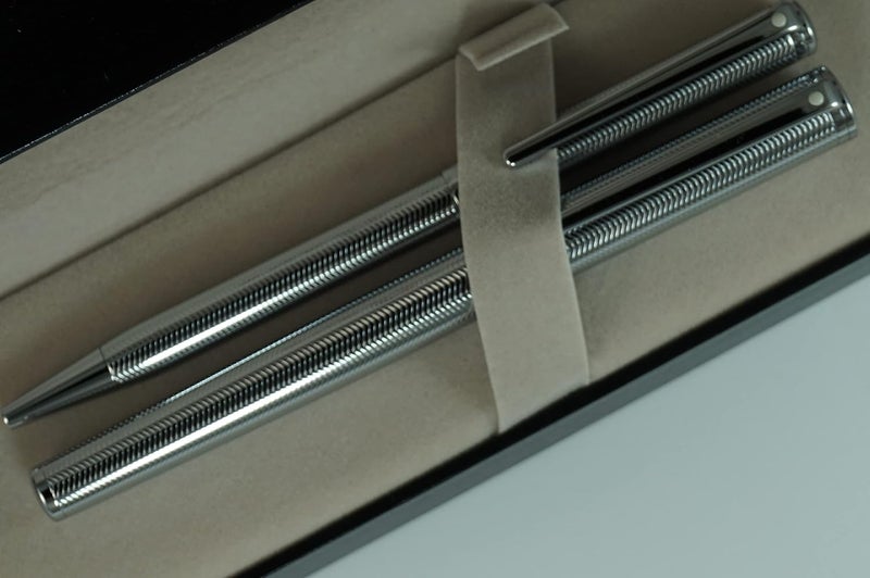 SHEAFFER مجموعة شيفر المحدودة إنتنسيتى 9241 قلم رولر بال وقلم حبر جاف بقضيب محفور بتصميم ماسي - Image 5