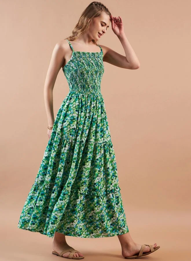 مرفوعة Women Fit and Flared Casual Ditsy Print Tiered Dress