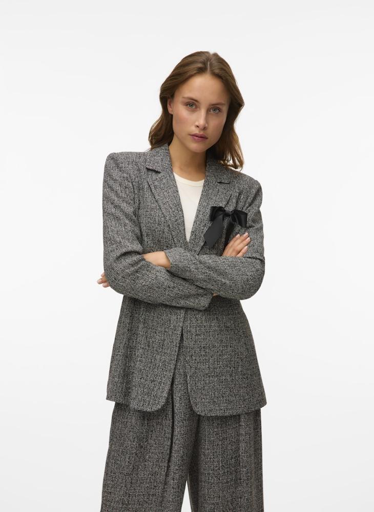 فيرو مودا بليزر فيمبيرل بفيونكة ضيقة - Image 1