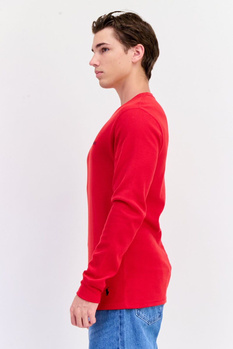 POLO RALPH LAUREN سويت شيرت رجالي بأكمام طويلة وياقة دائرية مع شعار مطرز، أحمر - Image 2