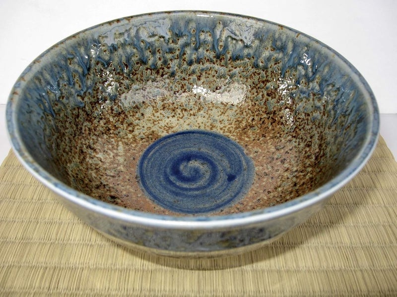 Mino Ware Japanese Seien 67 Inches in Diameter Large Rice bowl Donburi Soup Noodle or Serving Bowl Multipurpose Bowl Chawan from Japan - Image 2