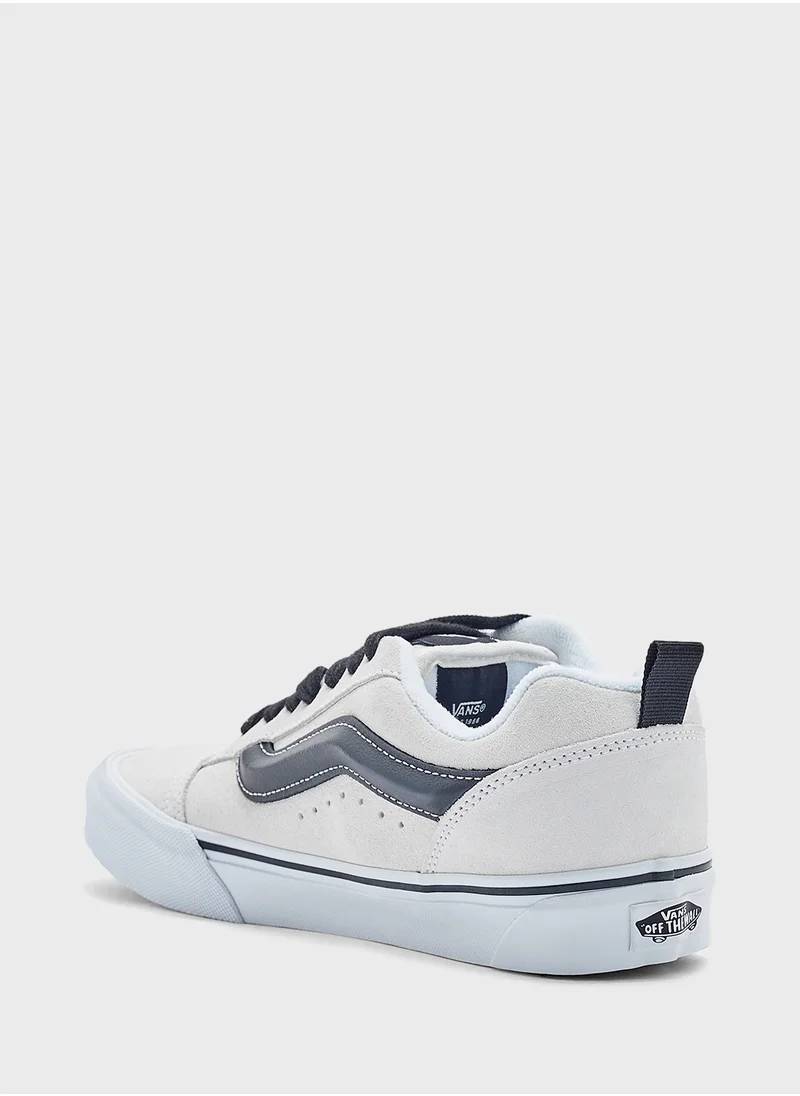 VANS Knu Skool Sneakers