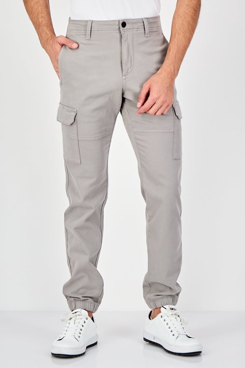 Celio Men Regular Fit Solid Cargo Pants, Grey - Image 1