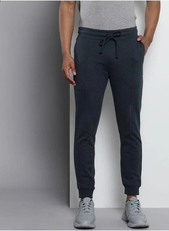 The Indian Garage Co Men Slim Fit Solid Mid-Rise Stretchable Knitted Jogger Trousers