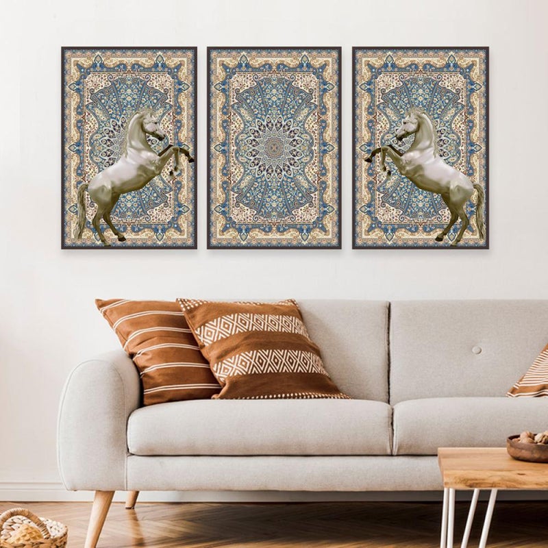 ماركتنا ثلاث لوحات قماشية بتصميم حصان مع برواز مجوف مقاس (120×60) ثلاث قطع - Image 3