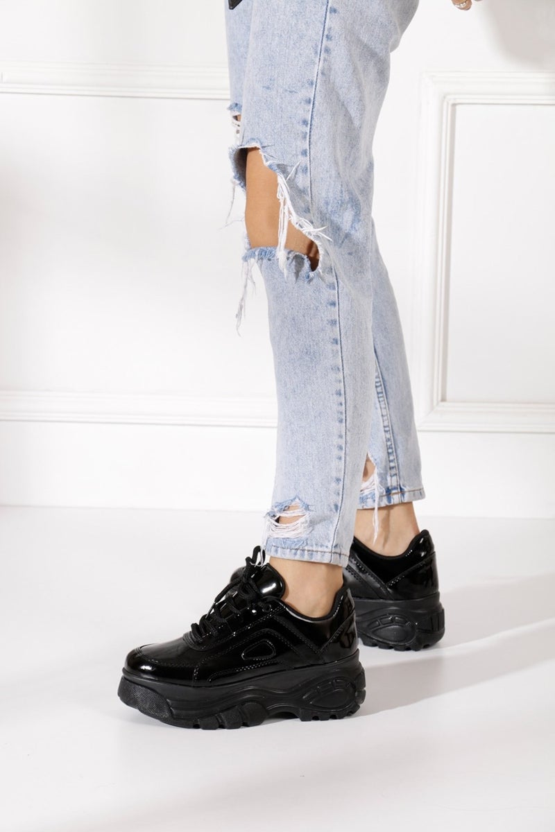 İmershoes أحذية رياضية يومية نسائية بsole عالية 6 سم حذاء رياضي أسود - أبيض - بيج - جلد لامع - جلد سويد 001  - Image 1