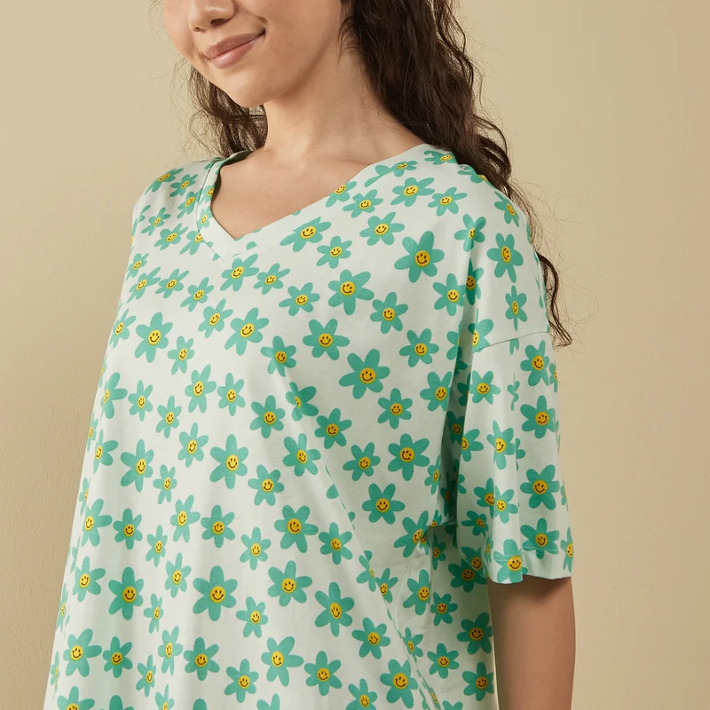 Splash FAV Floral Print Sleepshirt with V-neck