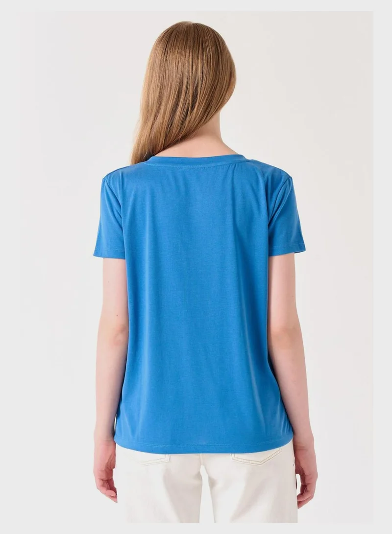 Jimmy Key V-Neck T-Shirt