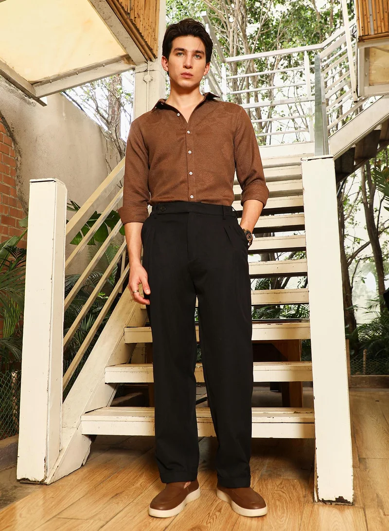 Campus Sutra Campus Sutra Men's Onyx Black Extended-Waistband Pleated Trousers | Mid-Rise , Cuffed Hem , Button Closure | Solid Plain | Polyester Blend Trousers For Formal & Office Wear