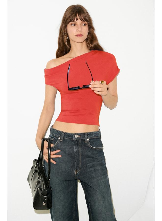 Ethiquet AZURAN Women's Soft and Stretch Fabric One-Shoulder Open Ruffle Detailed Body-Fitting Red Blouse. - Image 3
