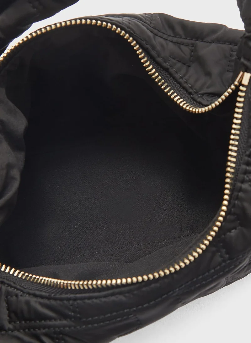 TOMMY HILFIGER Chic Shoulder Bag