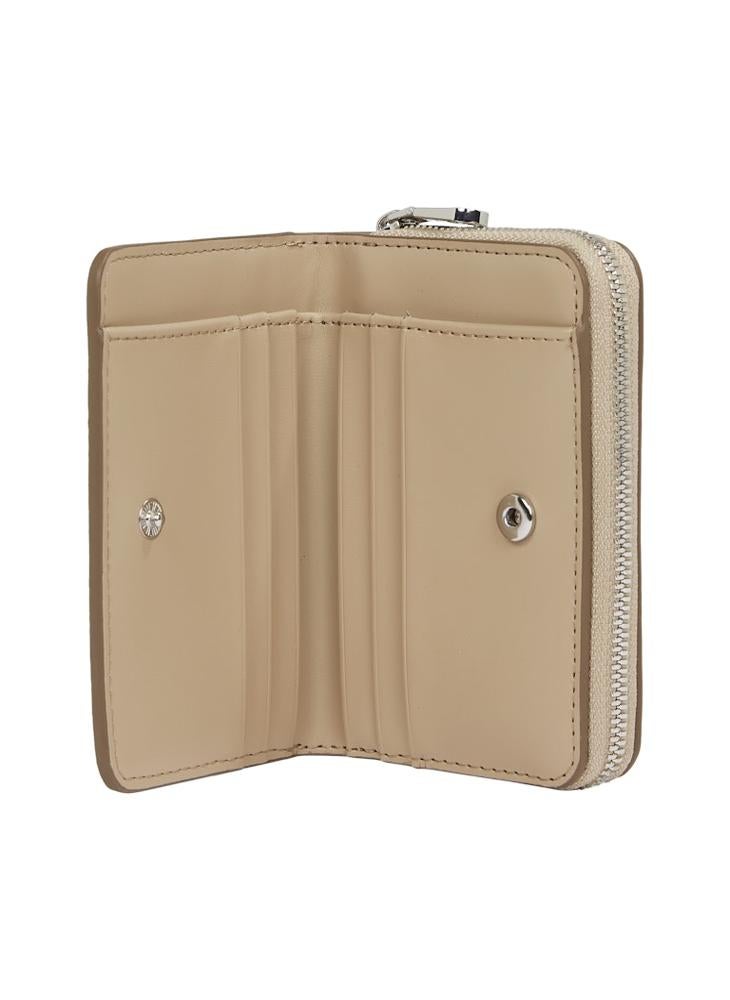 Calvin Klein Jeans Minimal Monogram  Wallet  - Image 4