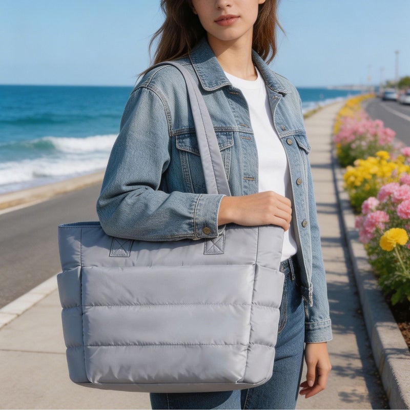 Quilted Duffel Bag for Women, Large Capacity Lightweight Travel Bag - Image 4