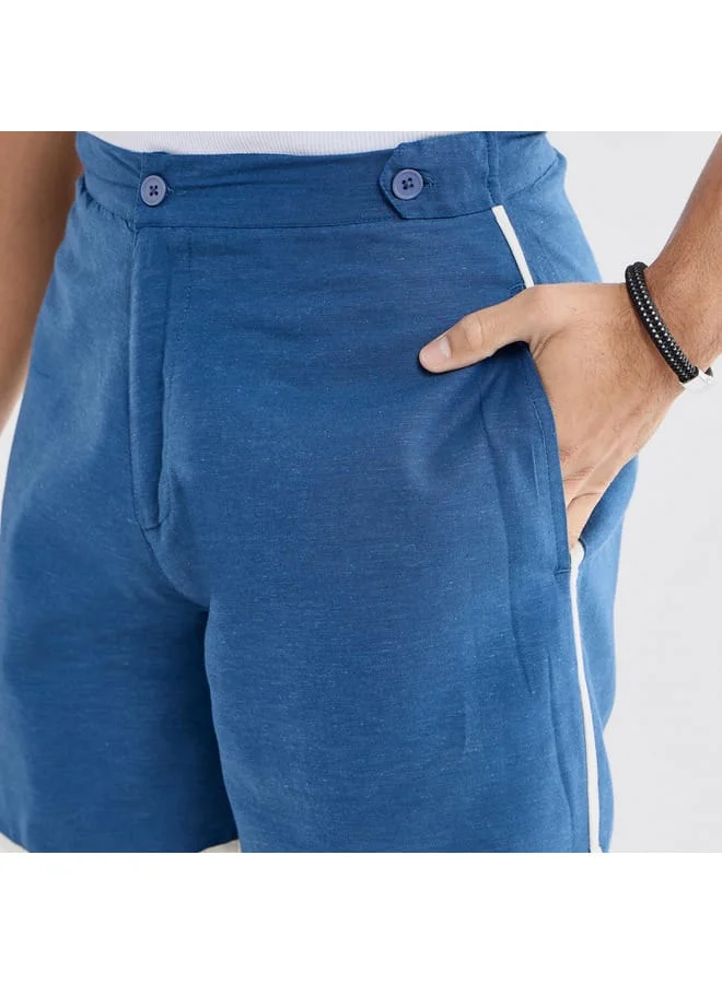 سبلاش فيڤ شورت سادة بجيوب وتفاصيل خيوط بارزة