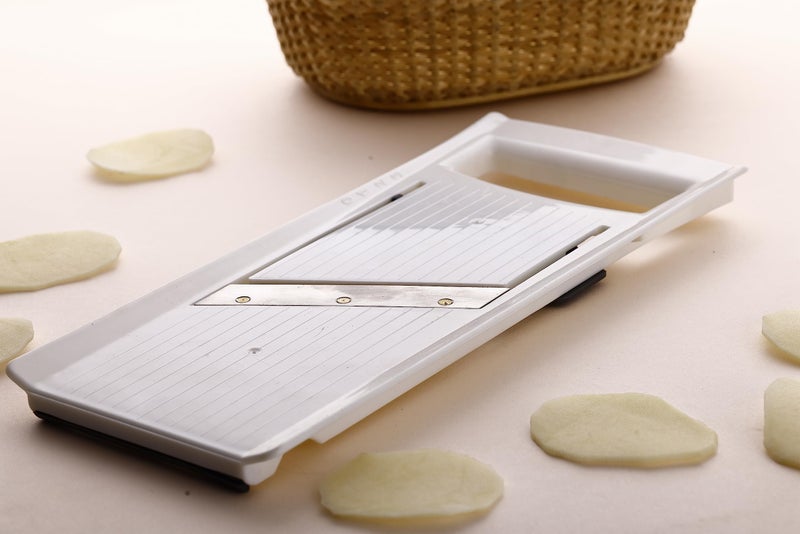 Ganesh Sleek Adjustable Slicer for Cutiing Fruits & Vegetable Slices Different Slices Thickness Cutting, Color May Vary - Image 4