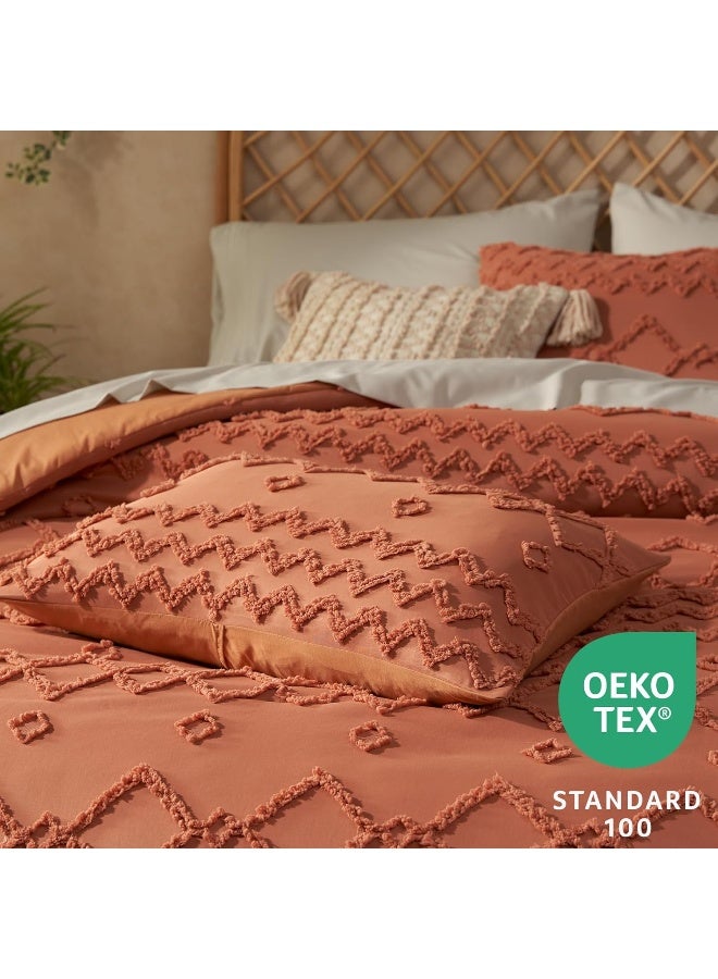 HIMEET Tufted Boho Comforter Sets - Terracotta Boho Comforter Set King, 3 Pieces Farmhouse King Size Comforter Set for All Seasons, Bedding Set with Comforter & 2 Pillow Shams  - Image 4