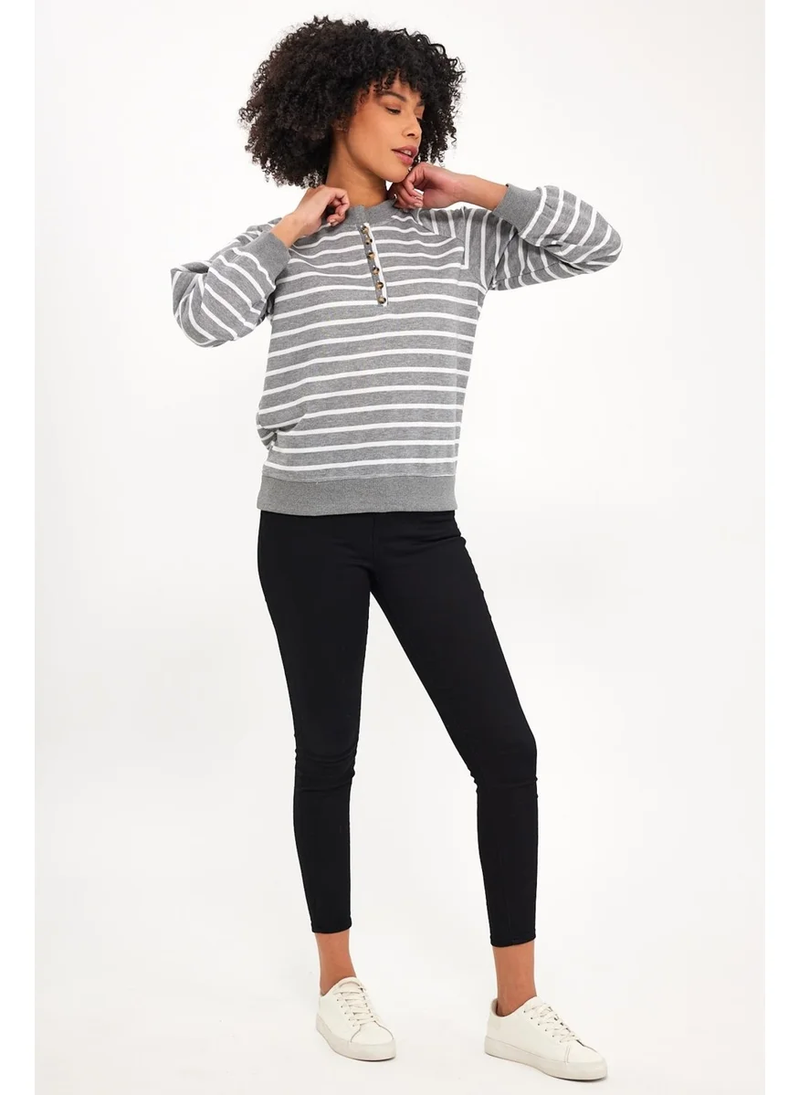 Alexander Gardi Buttoned Raglan Sleeve Sweatshirt (B23-00164)