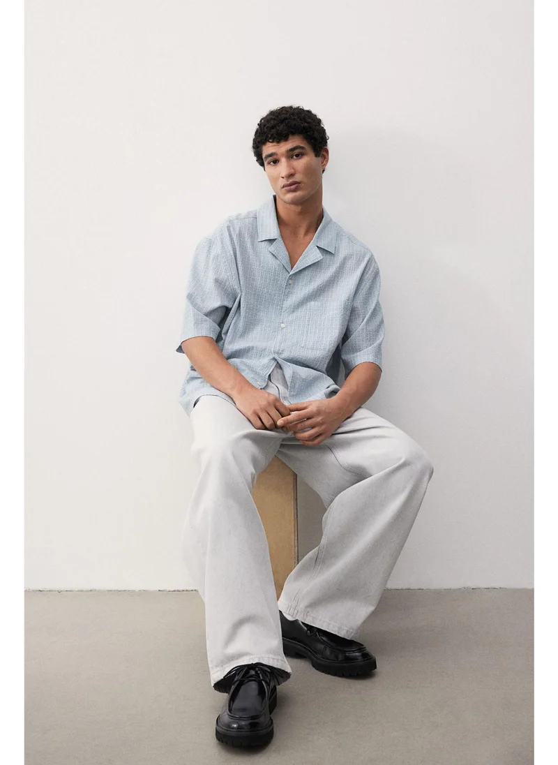 اتش اند ام Loose Fit Seersucker resort shirt