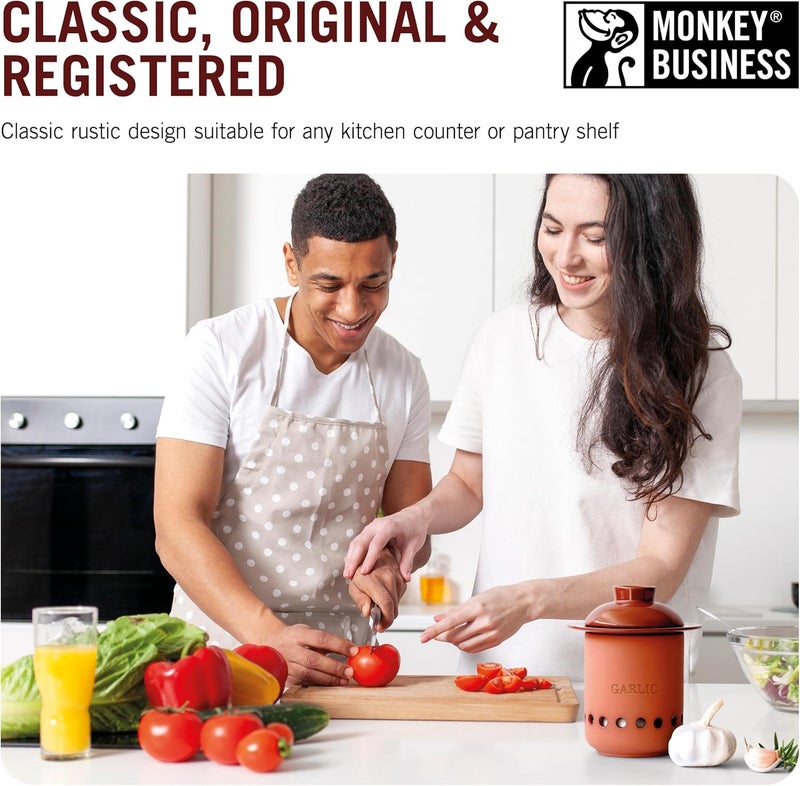 Monkey Business حافظة الثوم - وعاء تخزين الثوم من الطين مع أقسام منفصلة للتهوية للكرات الكاملة والفصوص المفككة - حامل الثوم الذي يحافظ على الثوم طازجًا وينظم المطبخ - Image 5