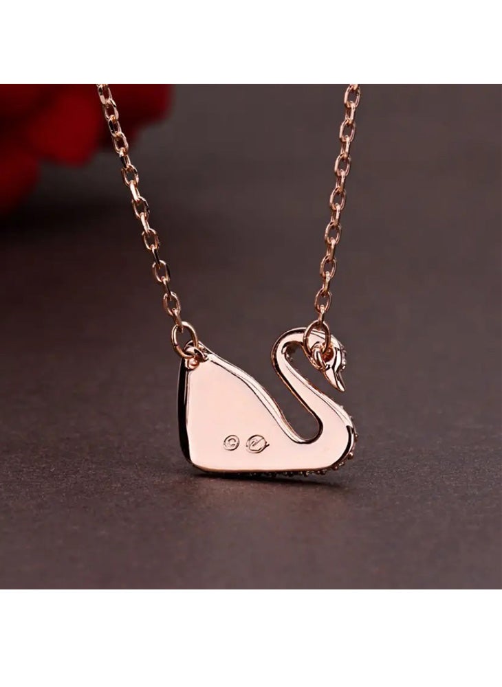 عام بجعة على شكل قلادة - Image 4