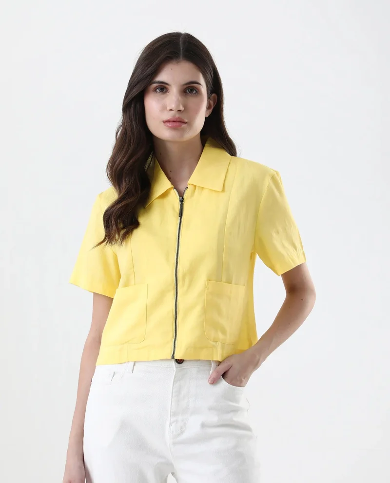 Rareism Women's Short Sleeve Collared Zipper Closure Cropped Top