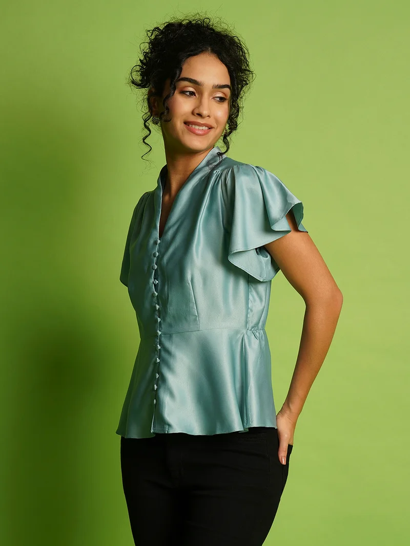 globus Women Solid V-Neck Gathered Flutter Sleeve Peplum Top